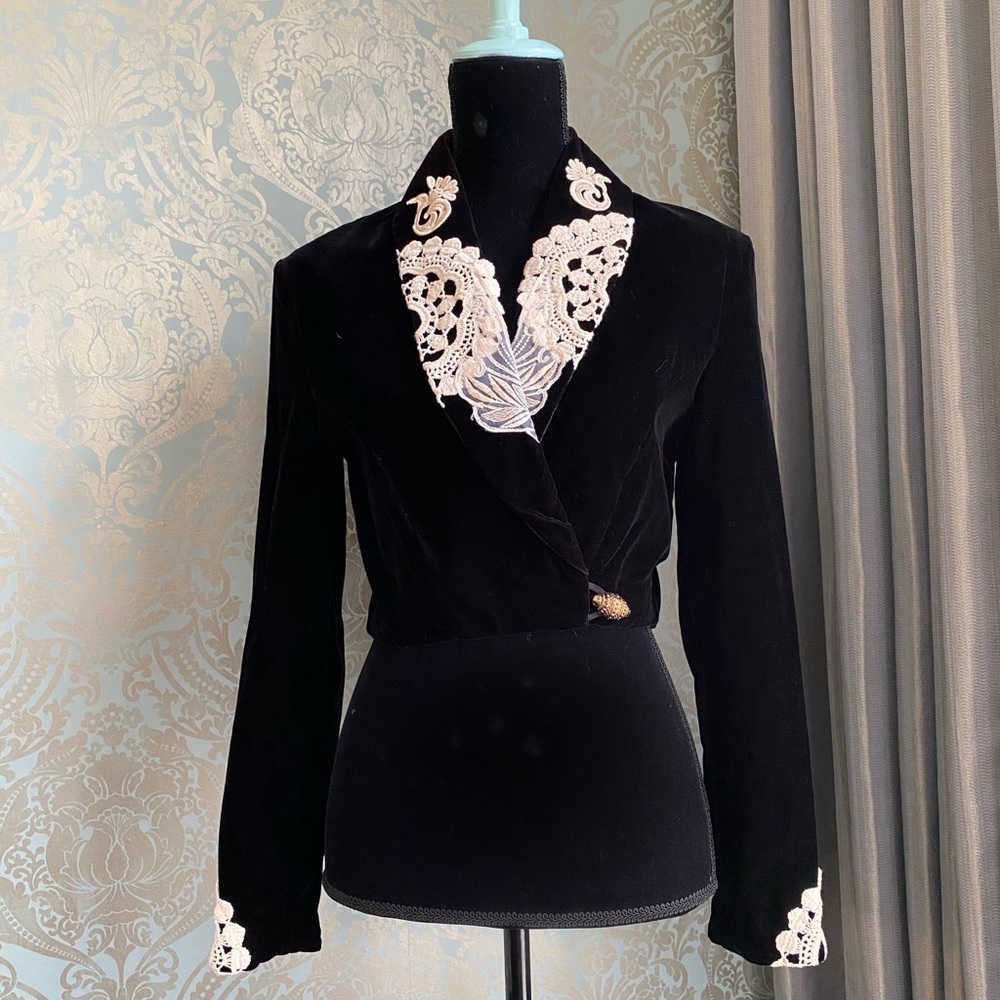 Vintage Cropped Velvet Tuxedo Jacket